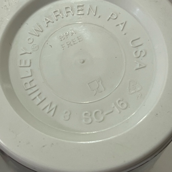 Tim Hortons 2013 Brown Swirl Travel Mug with Handle, Like New - Picture 4 of 5